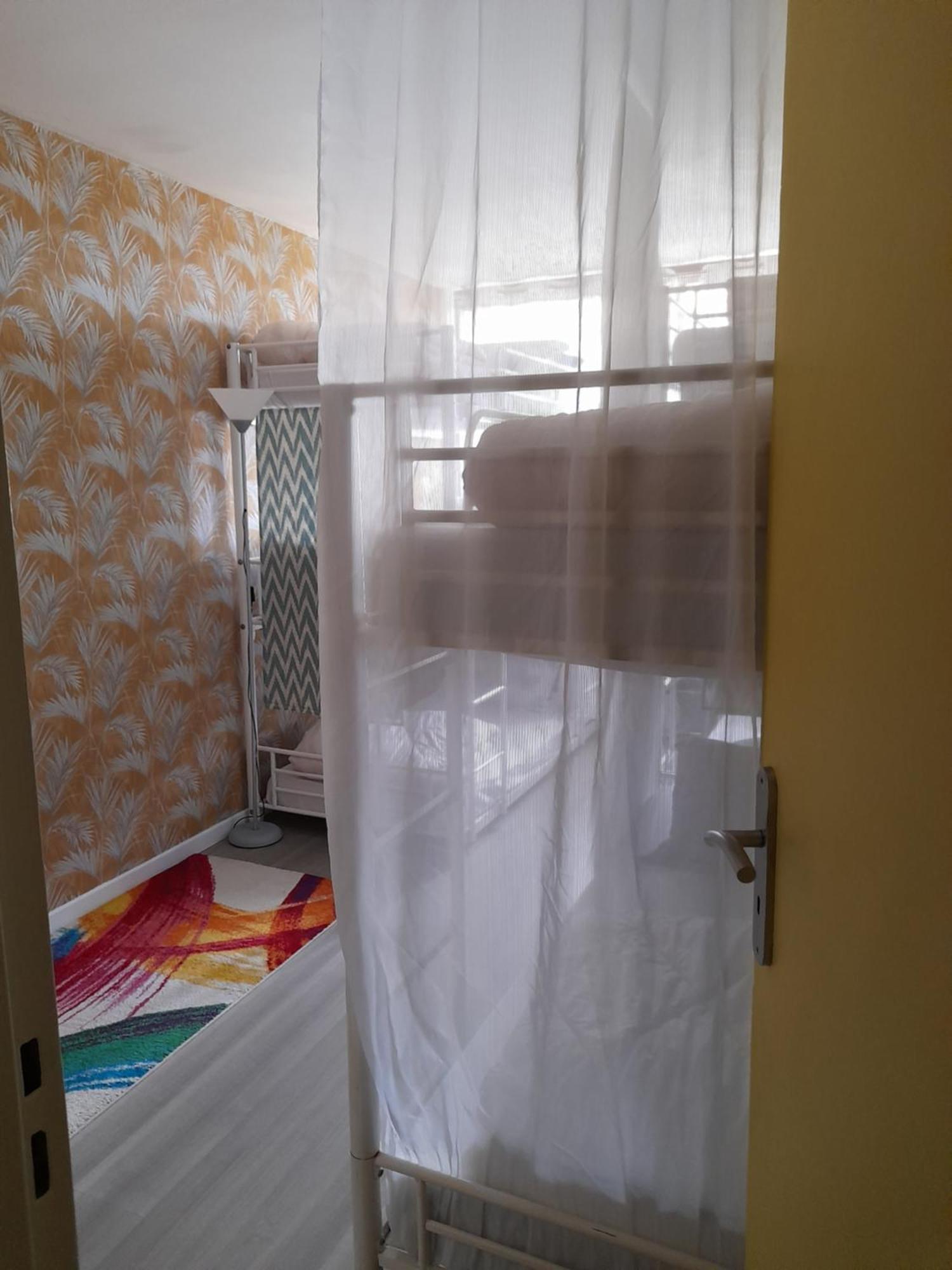 Just For Sleep-Daily Stay 20H To 10H Apres Votre Arrivee Dans Le Batiment D'Entree, Contact I'Hote Via Le Message Ici De Reservation Pour L'Enregistrement I'Entree Dans La Propriete Sans I'Approbation Est Interdite-Resevation D'Un Tiers Est Inaccepta Bobigny Dış mekan fotoğraf